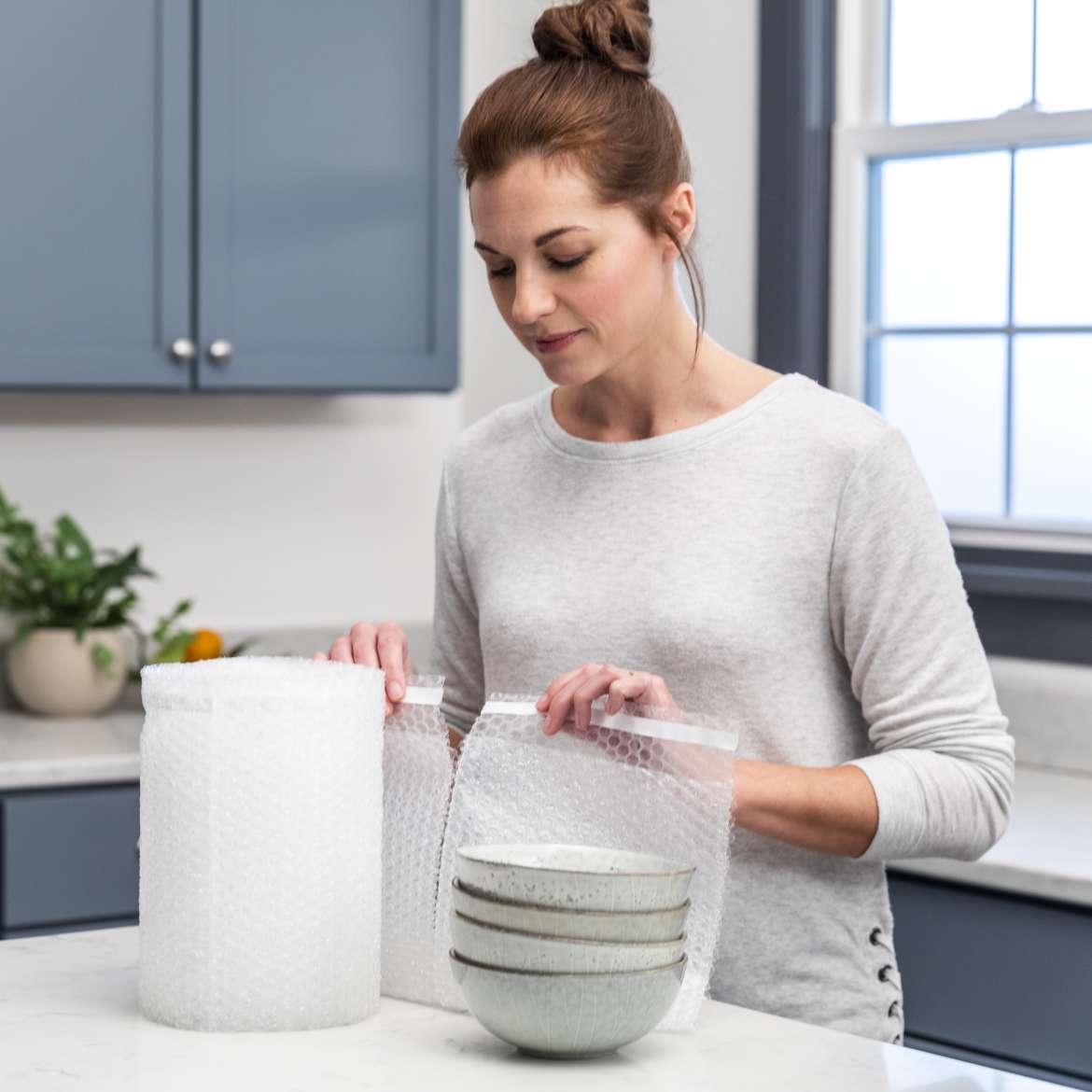 Duck® Brand Bubble Pouches on a Roll