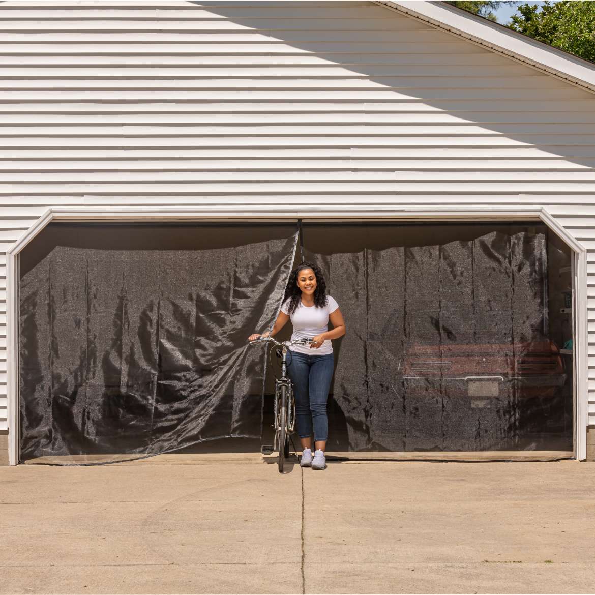 Duck® Brand Hands-Free Magnetic Double Garage Door Screen