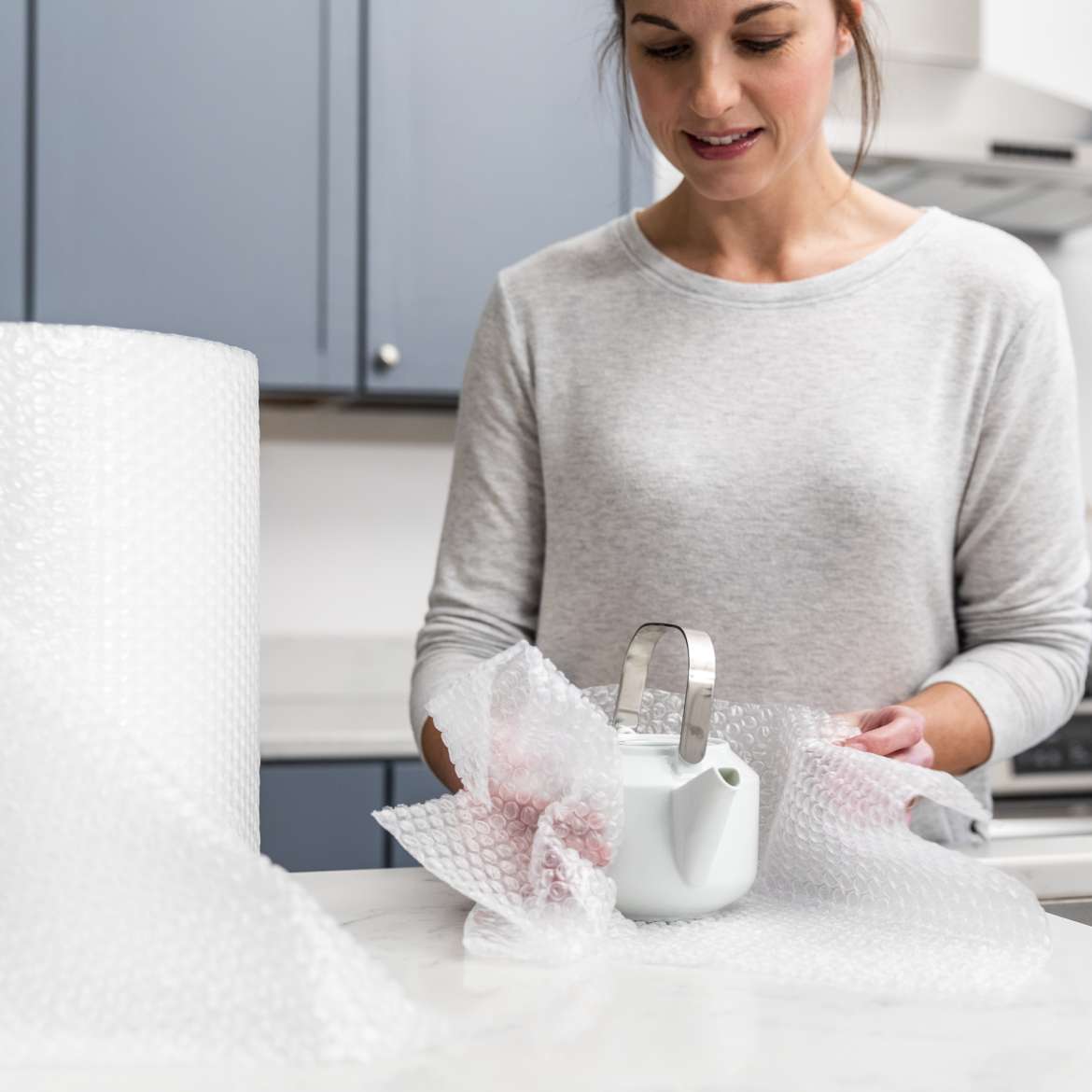 Duck® Brand Small Bubble Cushioning Wrap